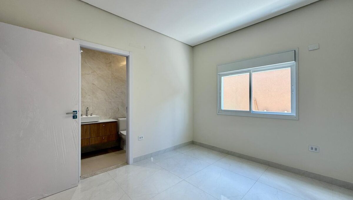 021c7c07-7f33-4b7b-bb8e-64acbb2bf9d4