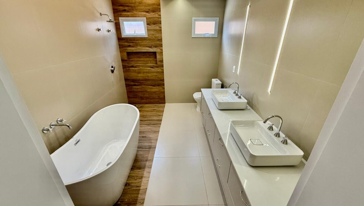 WhatsApp Image 2025-03-29 at 08.27.14