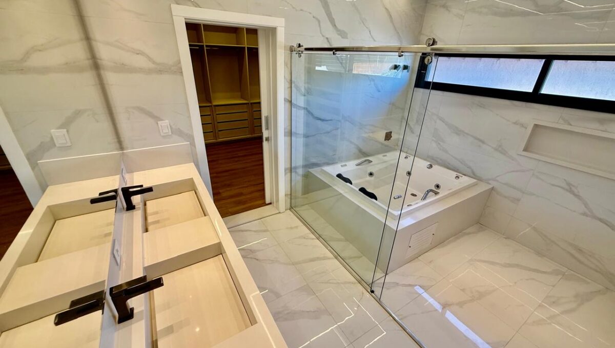 WhatsApp Image 2025-07-18 at 12.54.39 (1)