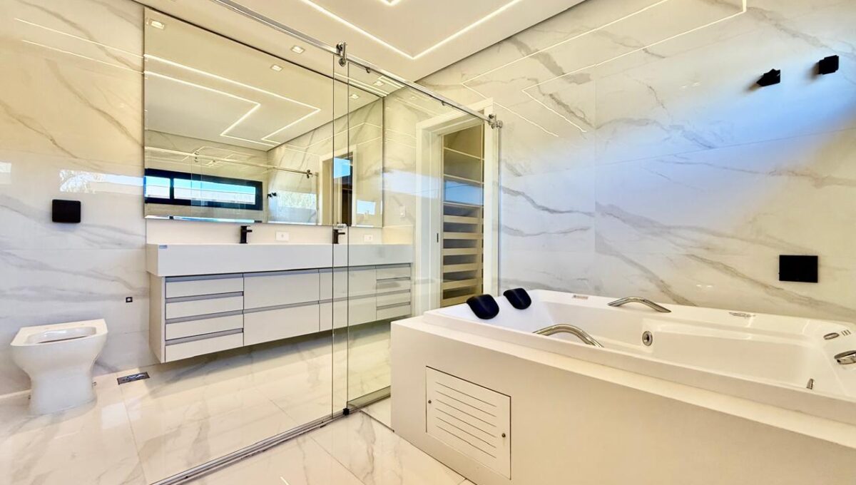 WhatsApp Image 2025-07-18 at 12.54.39 (2)