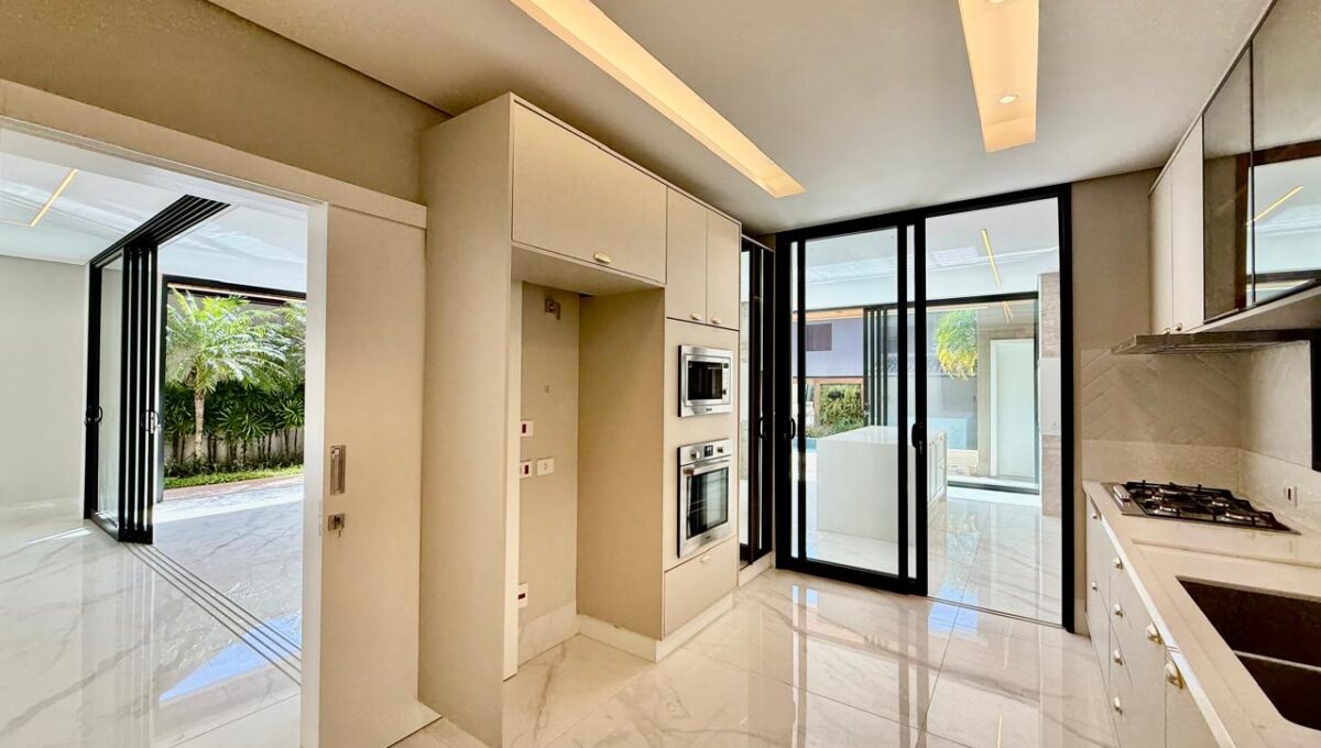 WhatsApp Image 2025-07-18 at 12.54.42 (2)