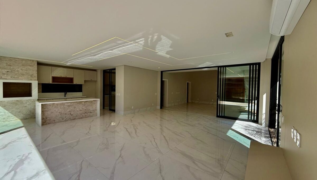 WhatsApp Image 2025-07-18 at 12.54.44 (2)