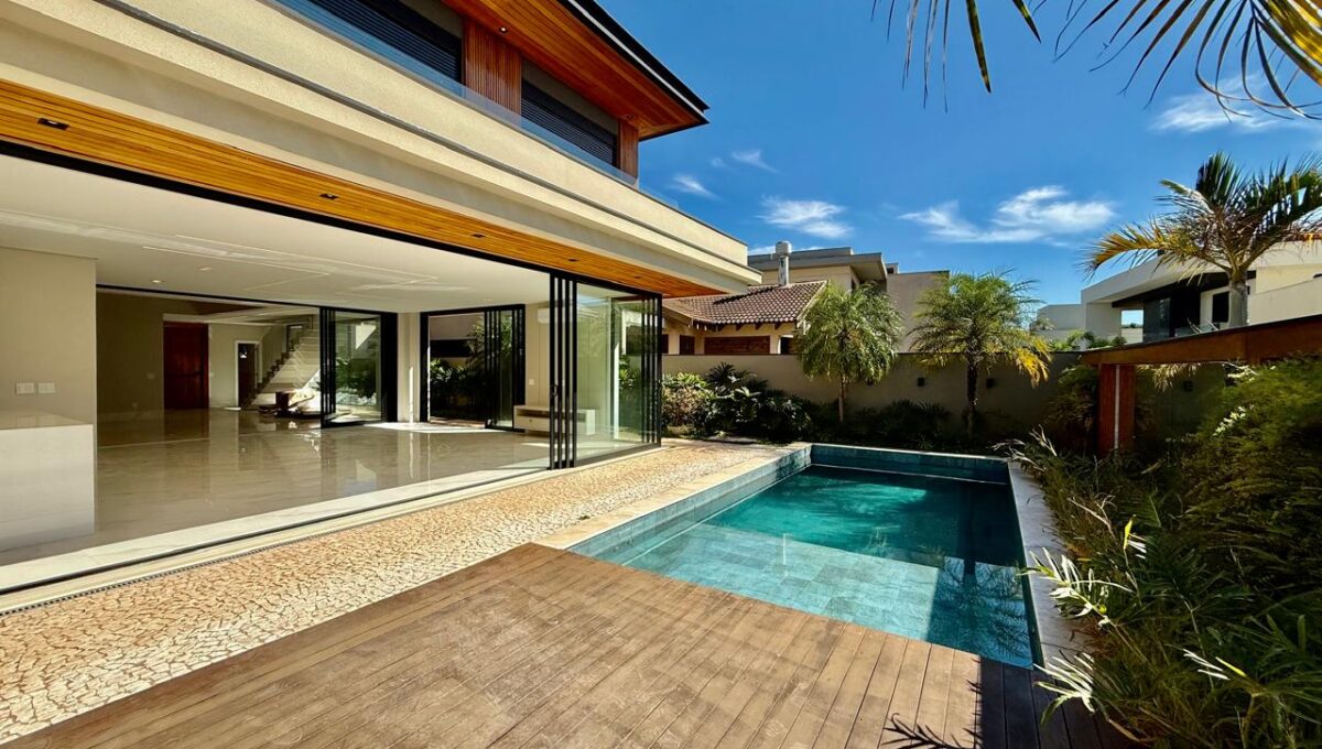 WhatsApp Image 2025-07-18 at 12.54.47 (1)