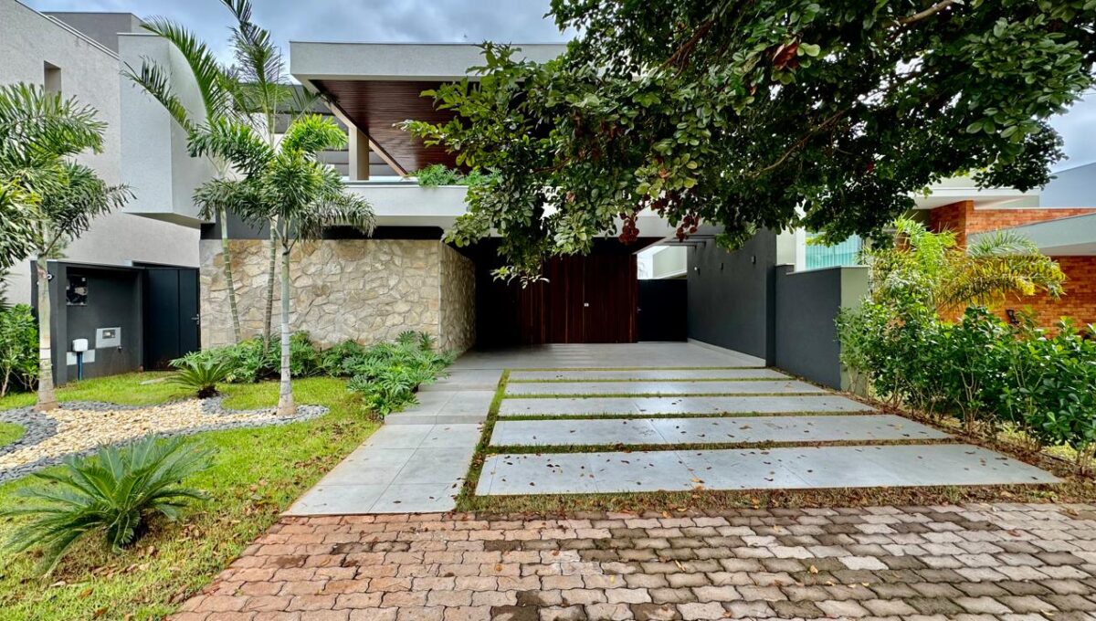 WhatsApp Image 2025-07-23 at 21.33.07