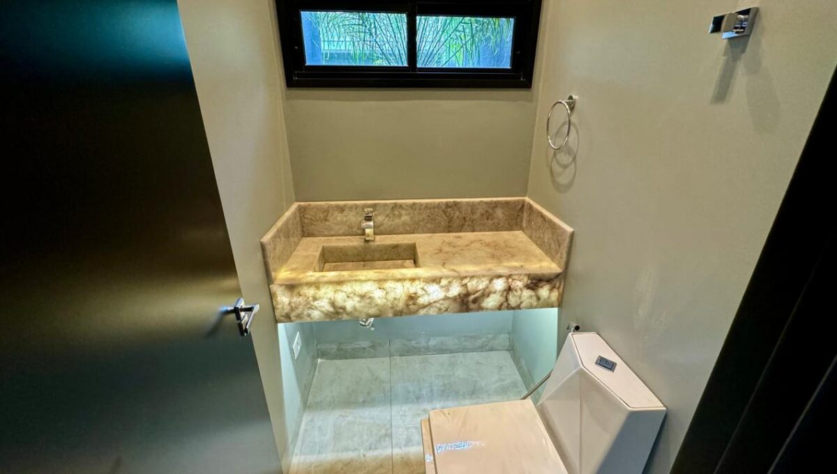 WhatsApp Image 2025-07-23 at 21.33.08 (2)