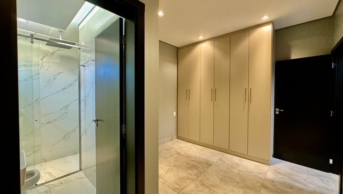 WhatsApp Image 2025-07-23 at 21.33.12