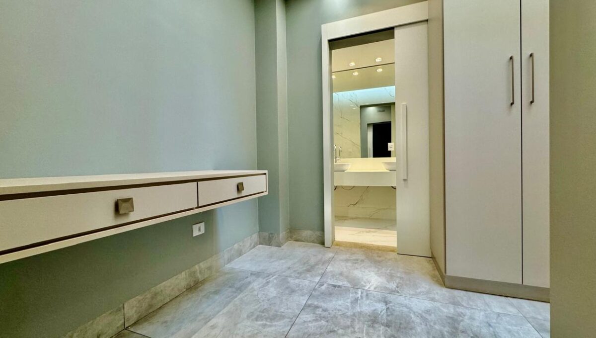 WhatsApp Image 2025-07-23 at 21.33.15 (2)