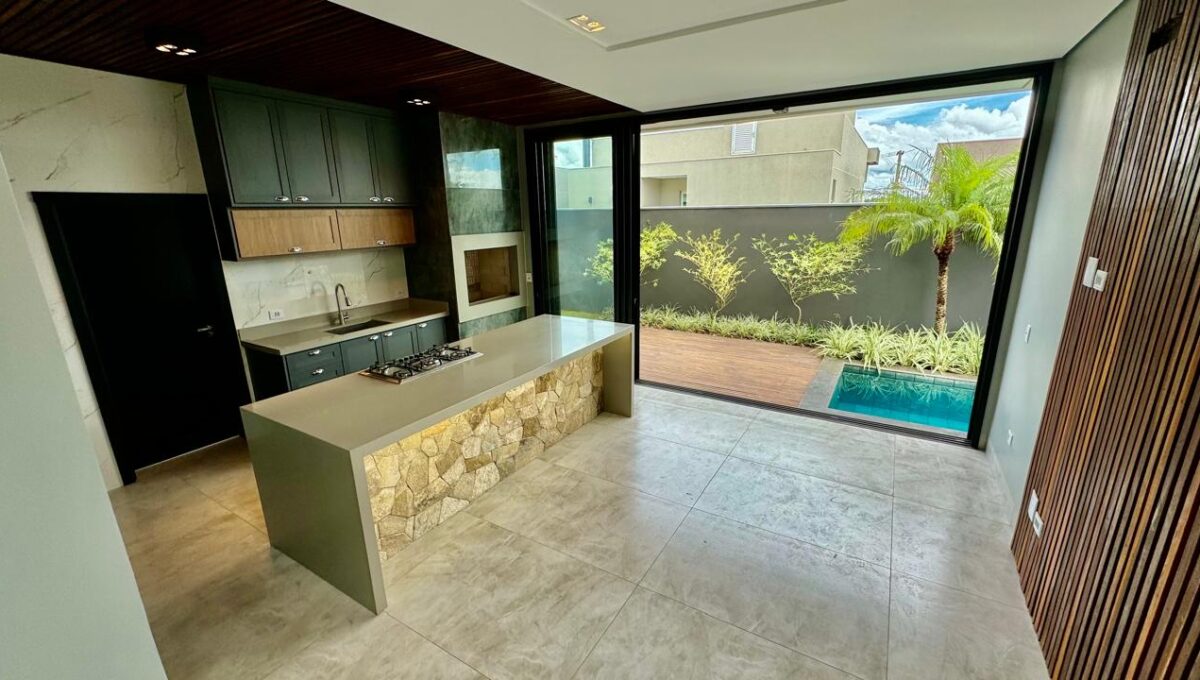 WhatsApp Image 2025-07-23 at 21.33.19