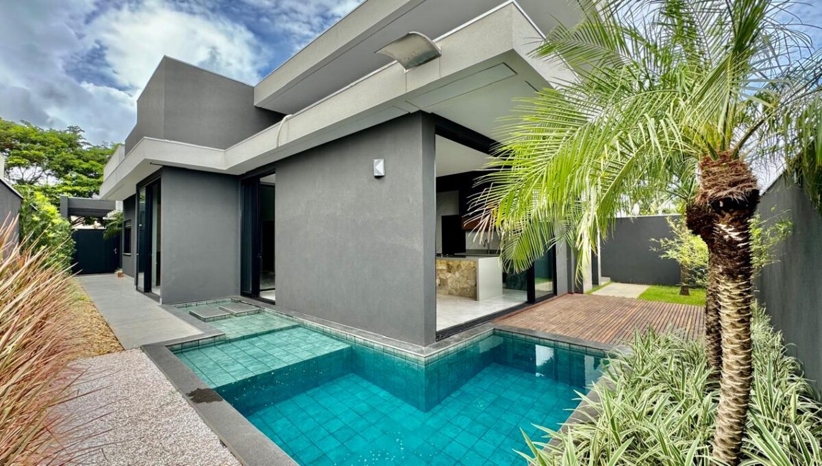 WhatsApp Image 2025-07-23 at 21.33.19 (2)